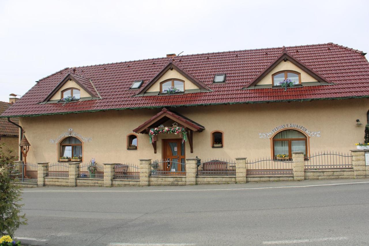 Penzion U Kapličky Mala Hrastice Esterno foto